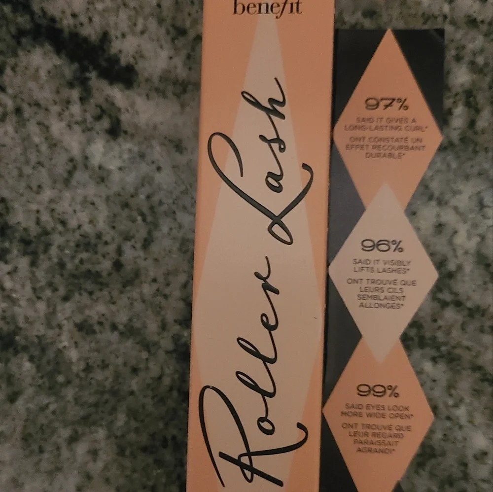 Benefit roller lash mascara, large full size hp🔥